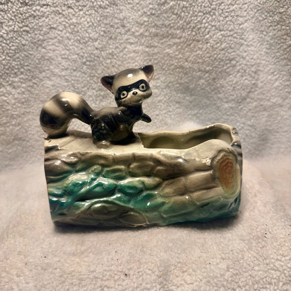 Vintage 1950s Charming Raccoon Log Planter - Green and Brown. Great 4 succulents